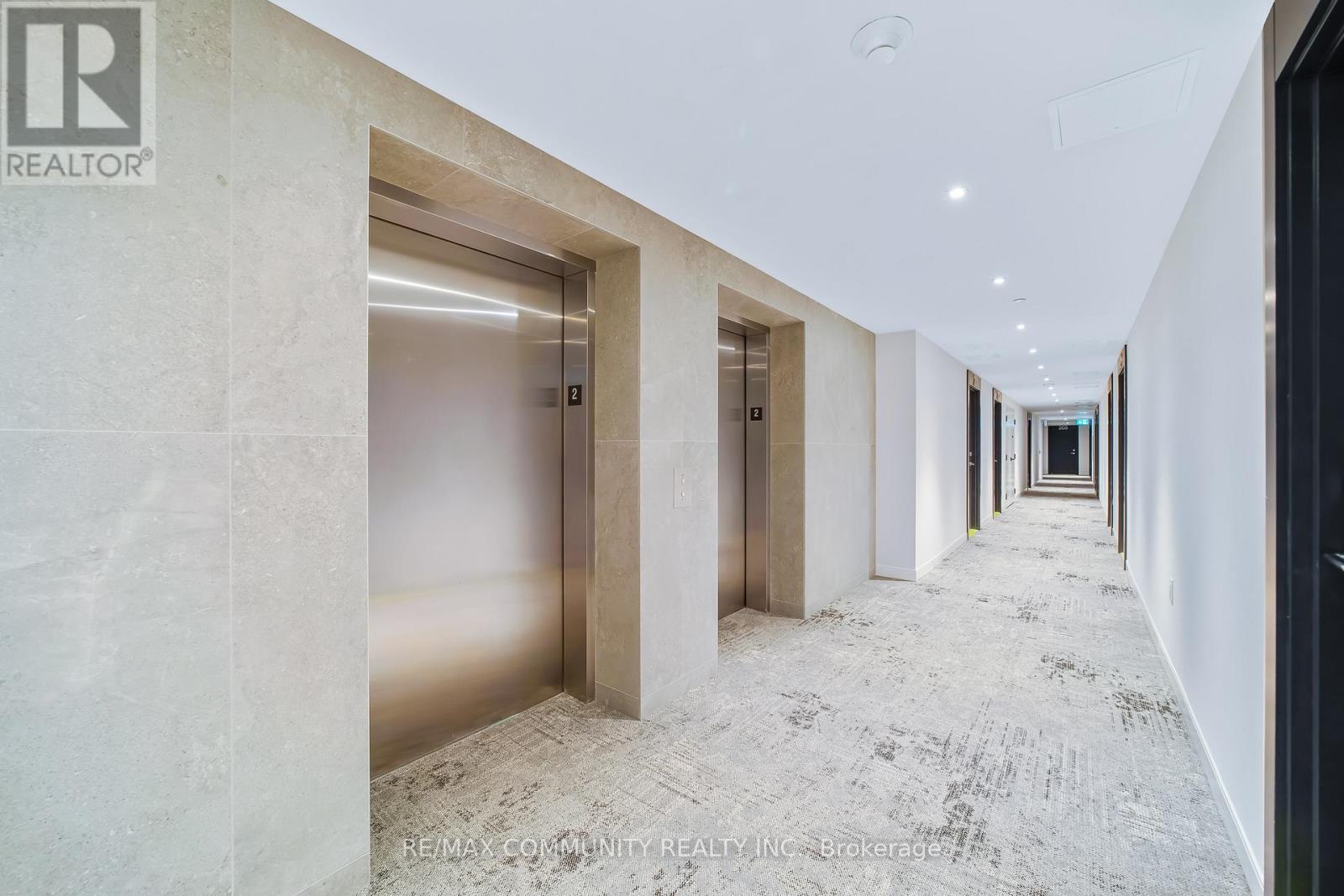 7439 Kingston Road, Toronto, Ontario  M1B 5S3 - Photo 5 - E12721138