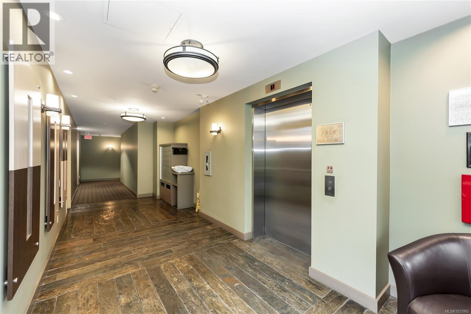 203d 1115 Craigflower Rd, Esquimalt, British Columbia  V9A 7R1 - Photo 28 - 1023982