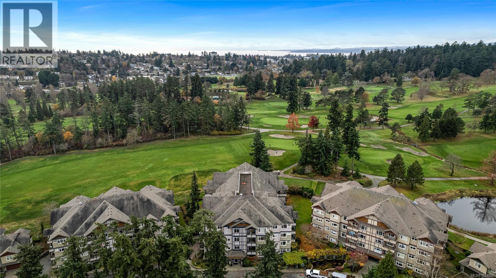 203d 1115 Craigflower Rd, Esquimalt, British Columbia  V9A 7R1 - Photo 34 - 1023982