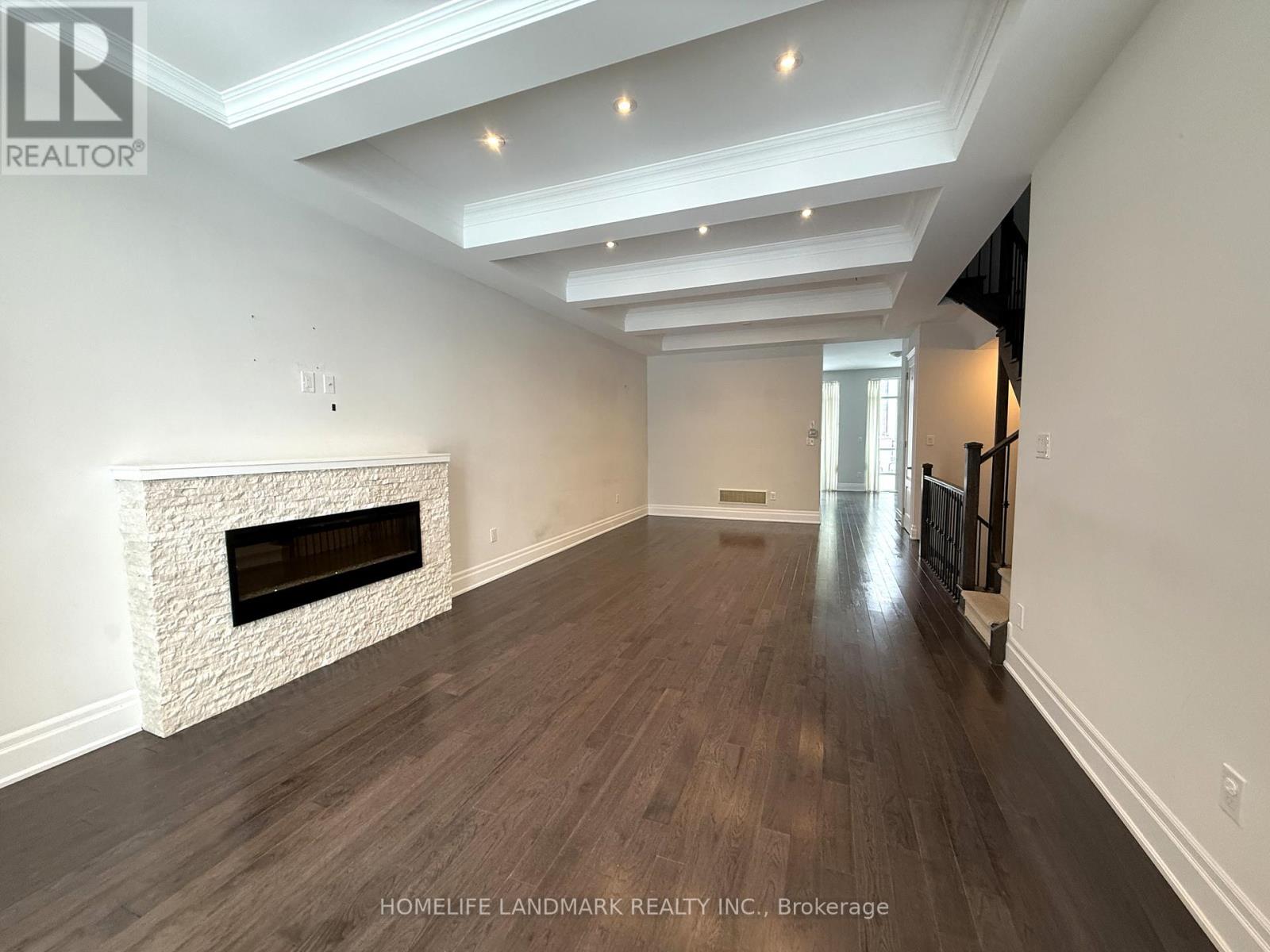 6 Heriot Place, Vaughan, Ontario  L6A 4Z6 - Photo 6 - N12709396