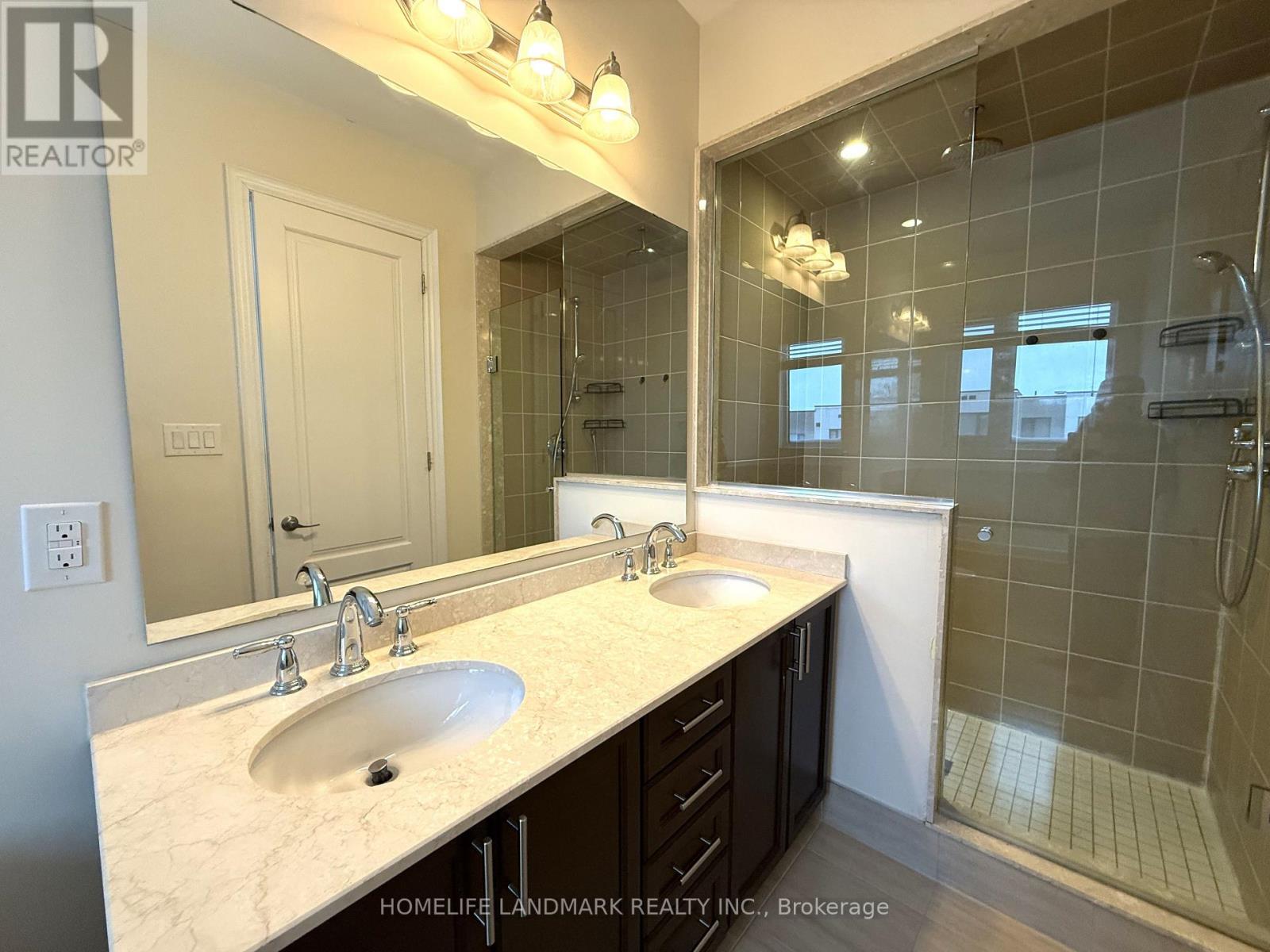 6 Heriot Place, Vaughan, Ontario  L6A 4Z6 - Photo 16 - N12709396