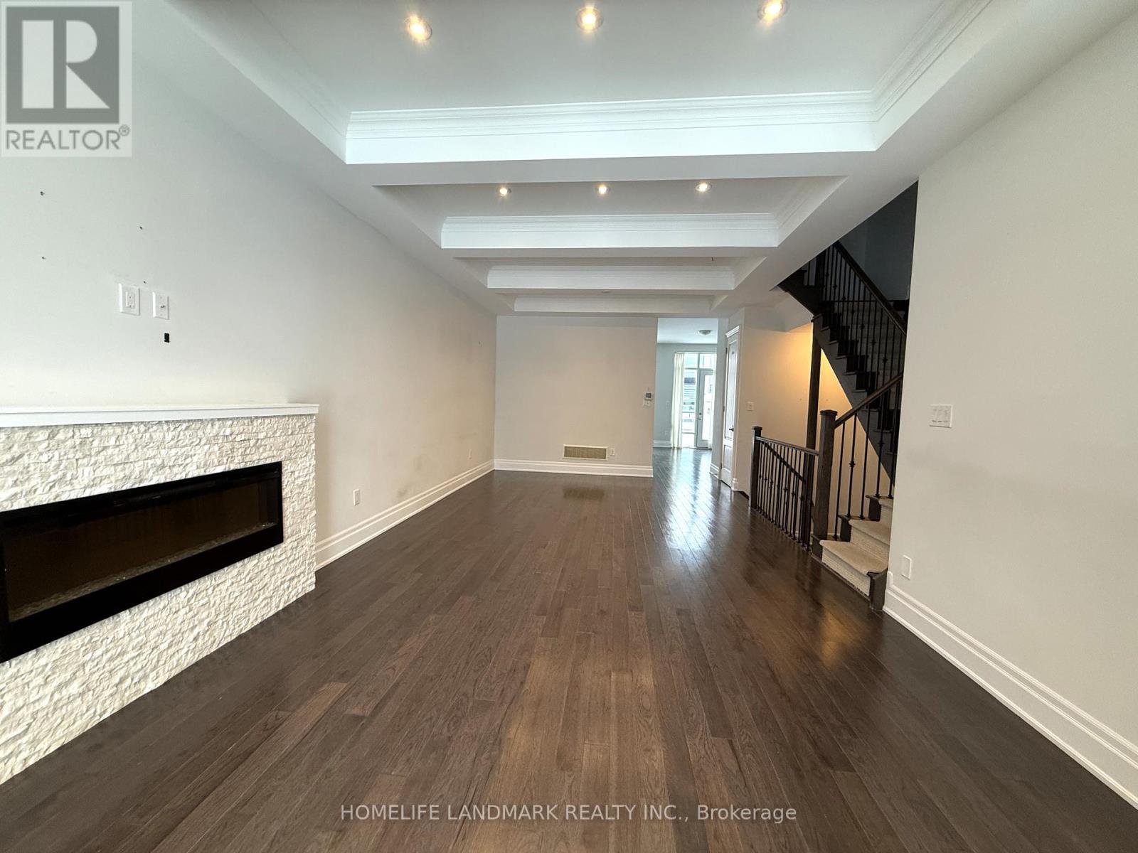 6 Heriot Place, Vaughan, Ontario  L6A 4Z6 - Photo 5 - N12709396