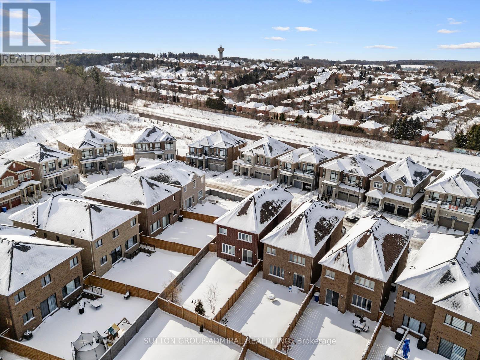 115 Pine Hill Crescent, Aurora, Ontario  L4G 3X9 - Photo 47 - N12721126