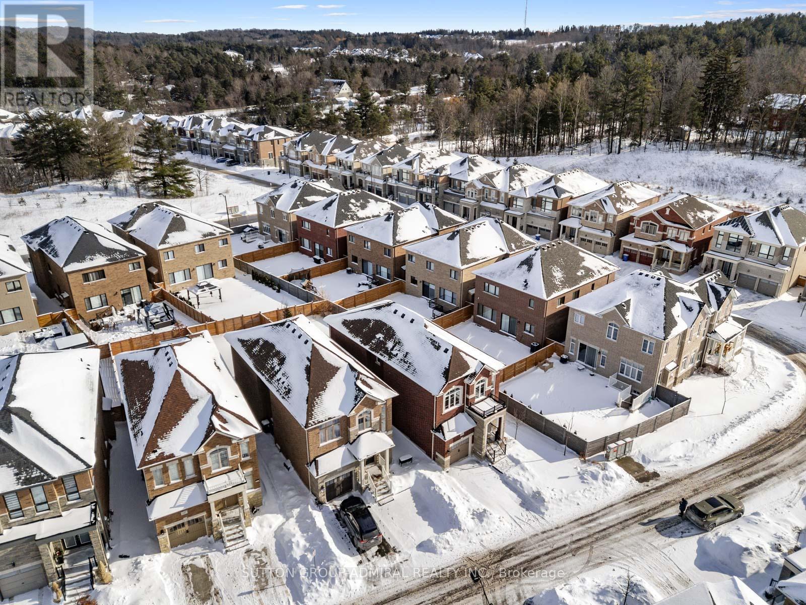 115 Pine Hill Crescent, Aurora, Ontario  L4G 3X9 - Photo 49 - N12721126