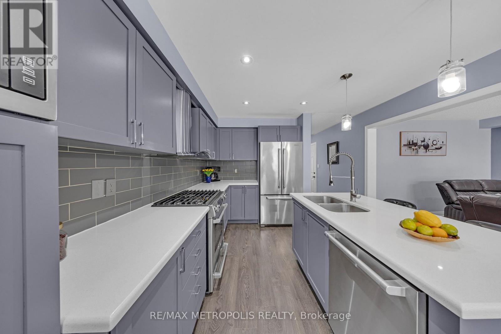 7 Cherry Lane, New Tecumseth, Ontario  L9R 0M1 - Photo 8 - N12721134