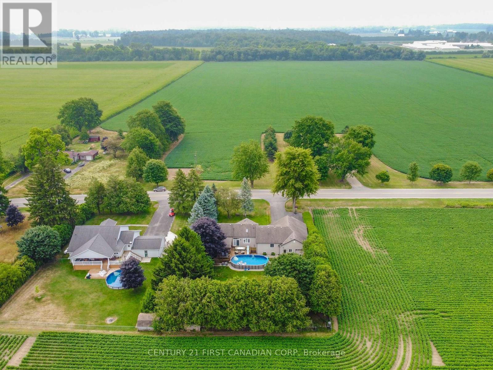 16916 Evelyn Drive, Thames Centre, Ontario  N0M 2P0 - Photo 35 - X12720328