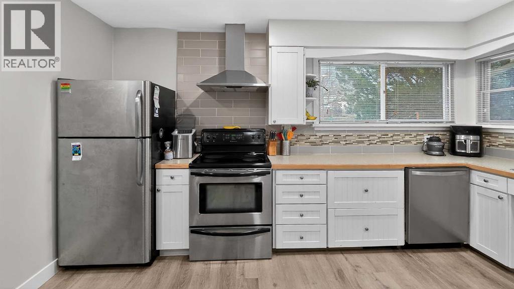 1822 8 Avenue N, Lethbridge, Alberta  T1H 1B5 - Photo 8 - A2280872