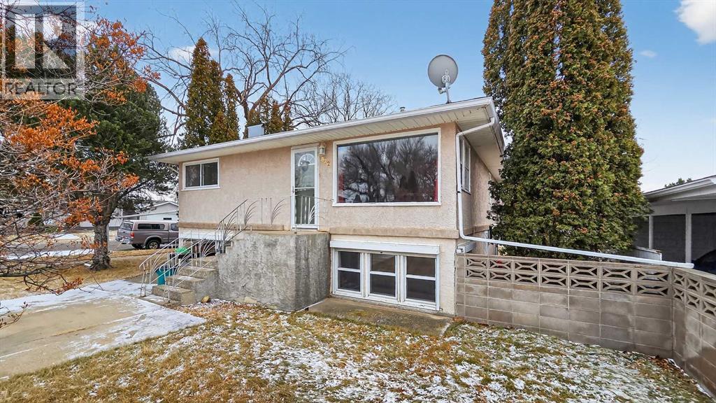 1822 8 Avenue N, Lethbridge, Alberta  T1H 1B5 - Photo 36 - A2280872