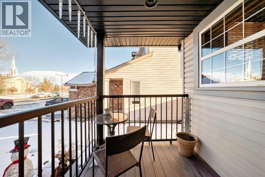 51 Everstone Boulevard Sw, Calgary, Alberta  T2Y 4E2 - Photo 2 - A2275373