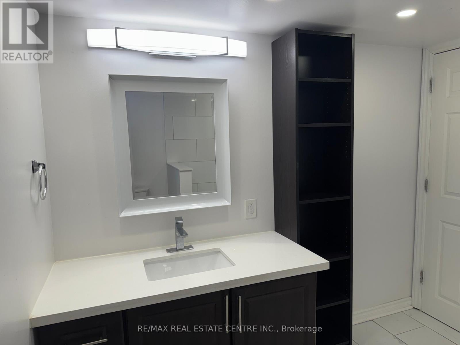 B - 429 Scott Drive, Orangeville, Ontario  L9W 4L9 - Photo 11 - W12721112