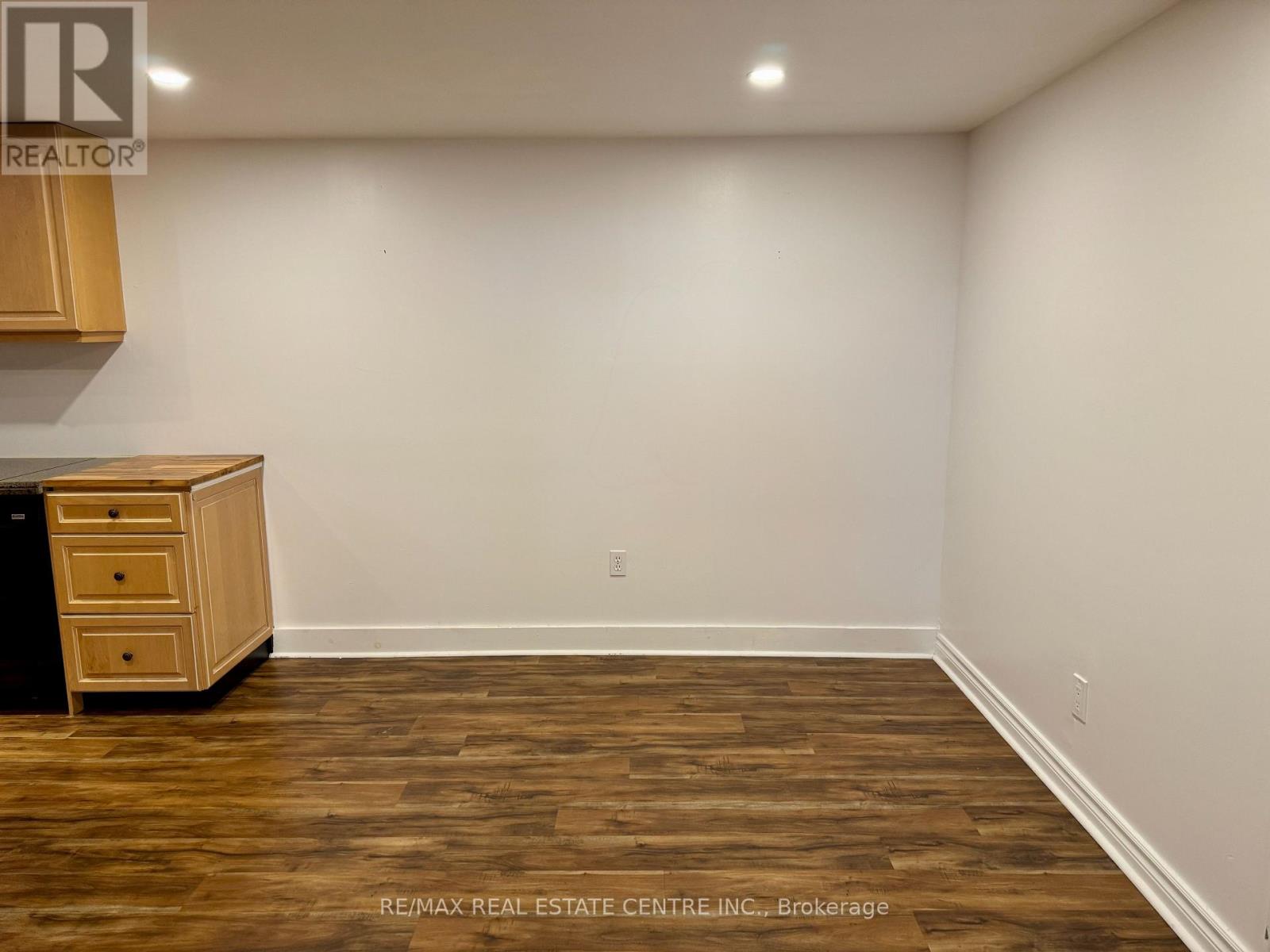 B - 429 Scott Drive, Orangeville, Ontario  L9W 4L9 - Photo 5 - W12721112