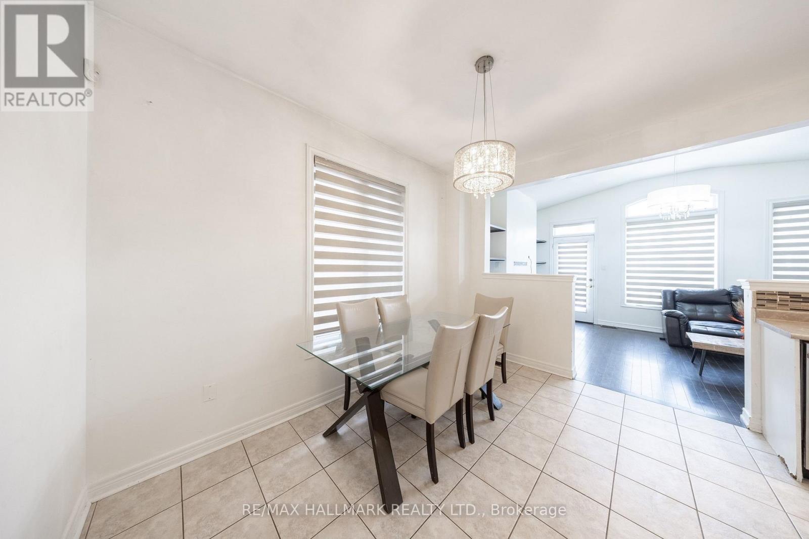 Main - 5449 Fudge Terrace, Mississauga, Ontario  L5M 0N1 - Photo 8 - W12721124