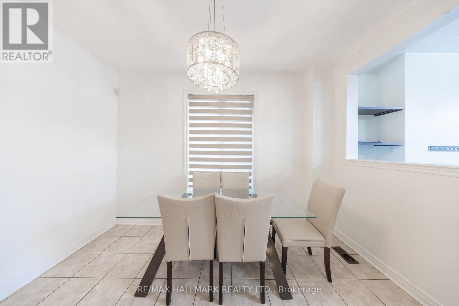 Main - 5449 Fudge Terrace, Mississauga, Ontario  L5M 0N1 - Photo 9 - W12721124