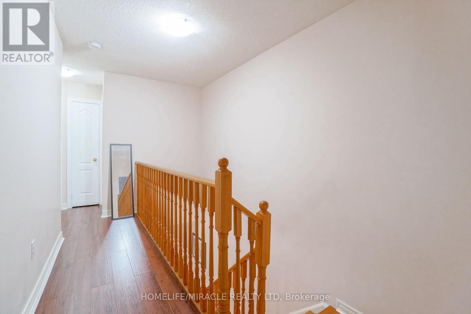 824 Khan Crescent, Mississauga, Ontario  L5V 2R2 - Photo 19 - W12721156