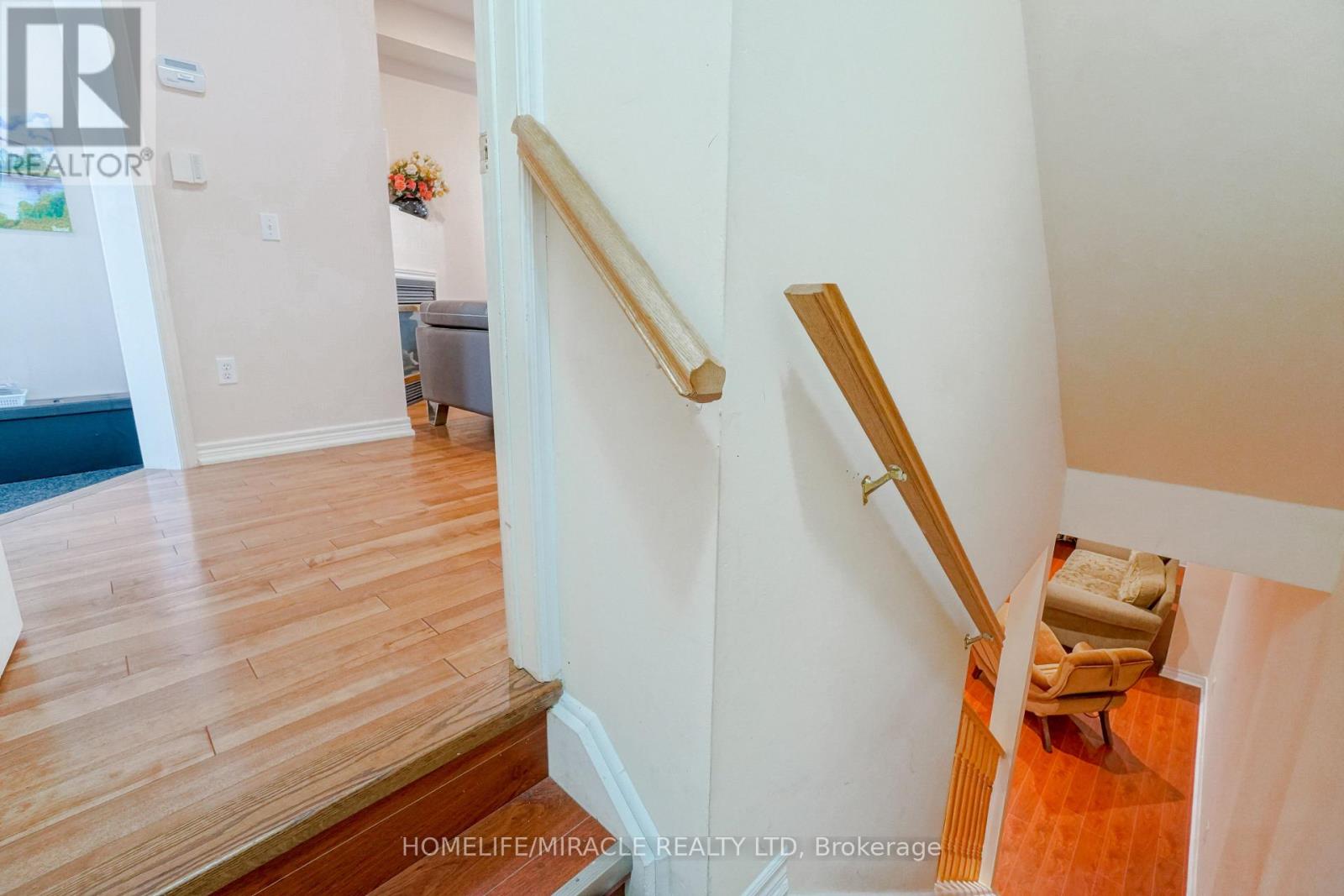 824 Khan Crescent, Mississauga, Ontario  L5V 2R2 - Photo 27 - W12721156