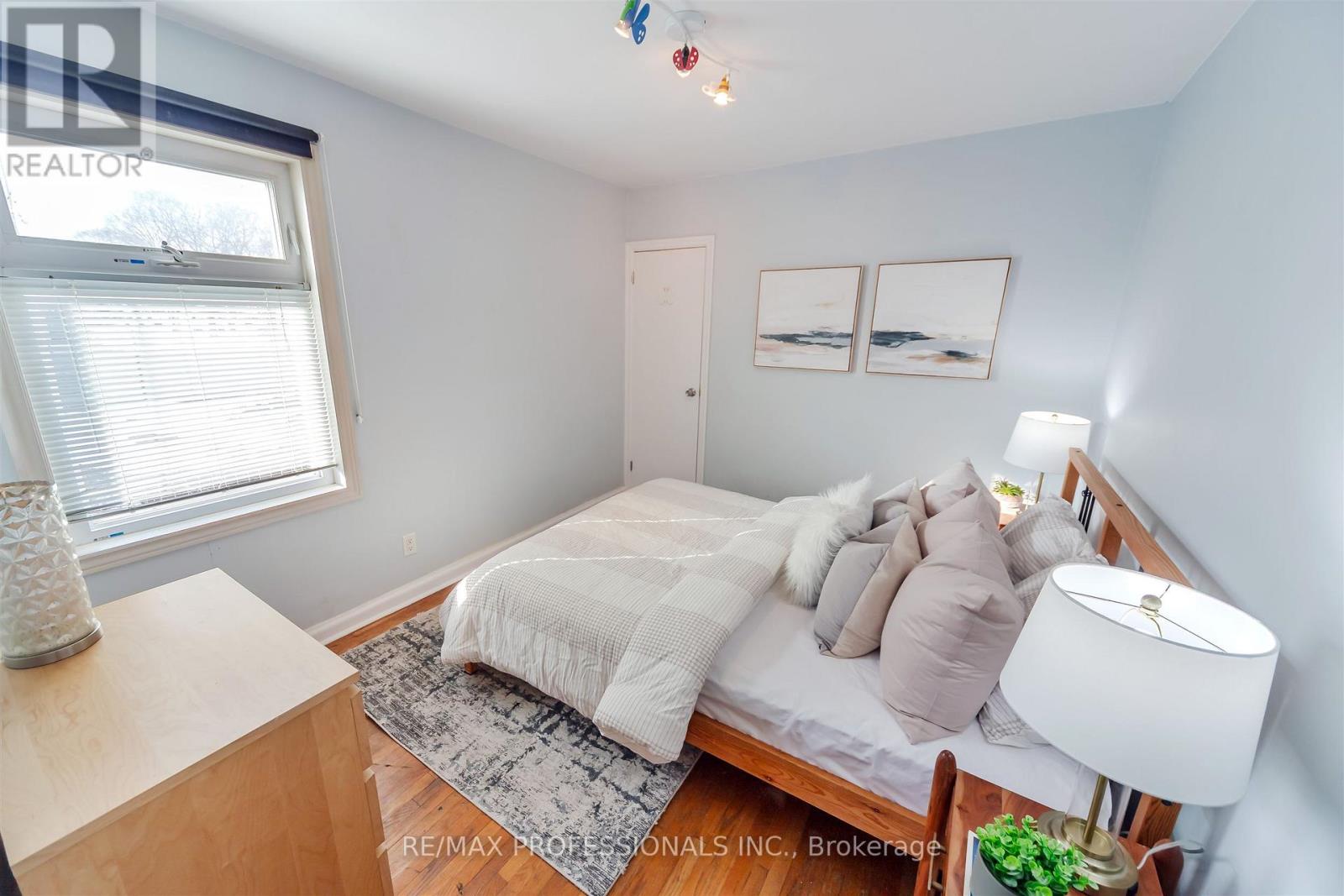79 Edgecroft Road, Toronto, Ontario  M8Z 2C1 - Photo 20 - W12721184