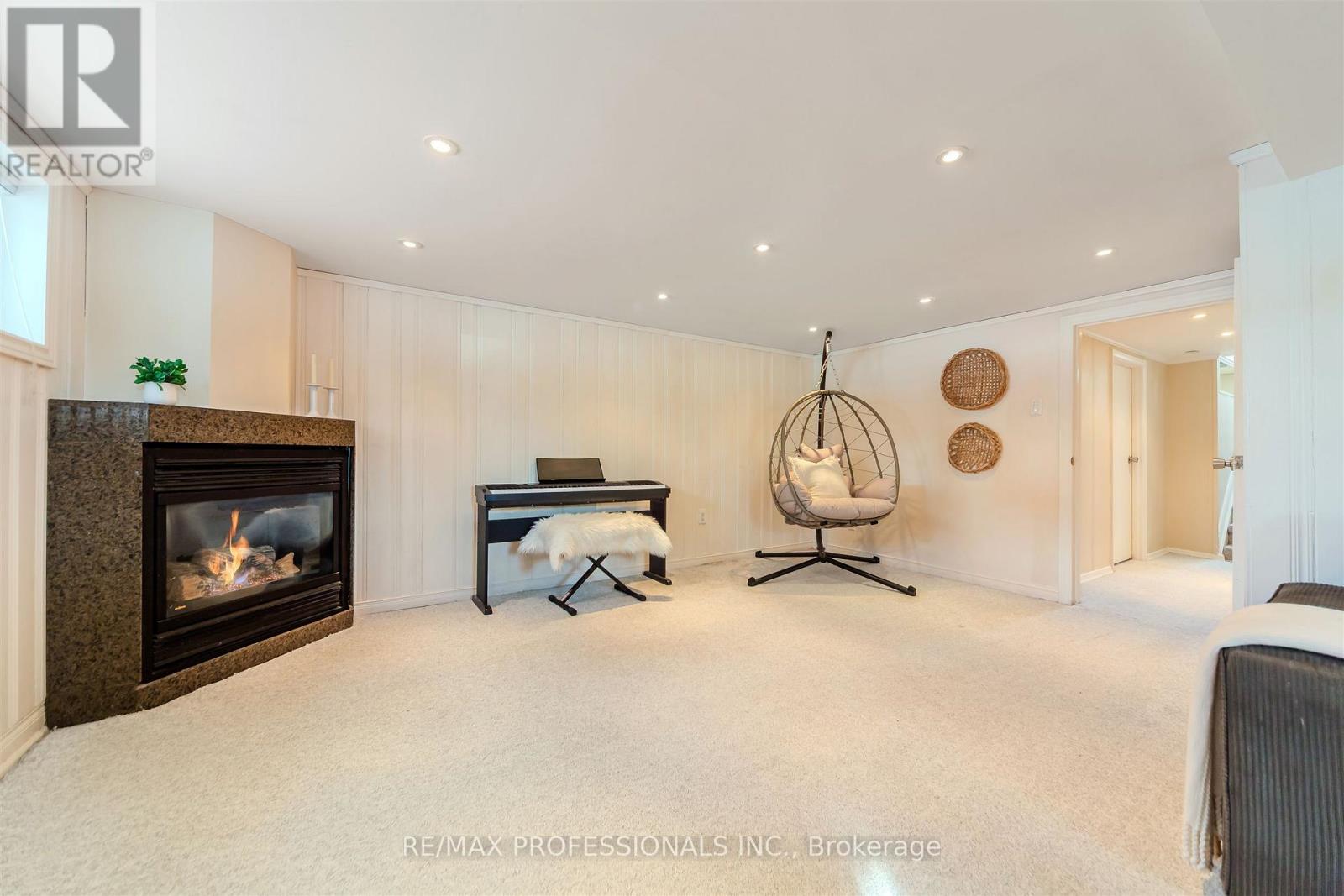 79 Edgecroft Road, Toronto, Ontario  M8Z 2C1 - Photo 24 - W12721184