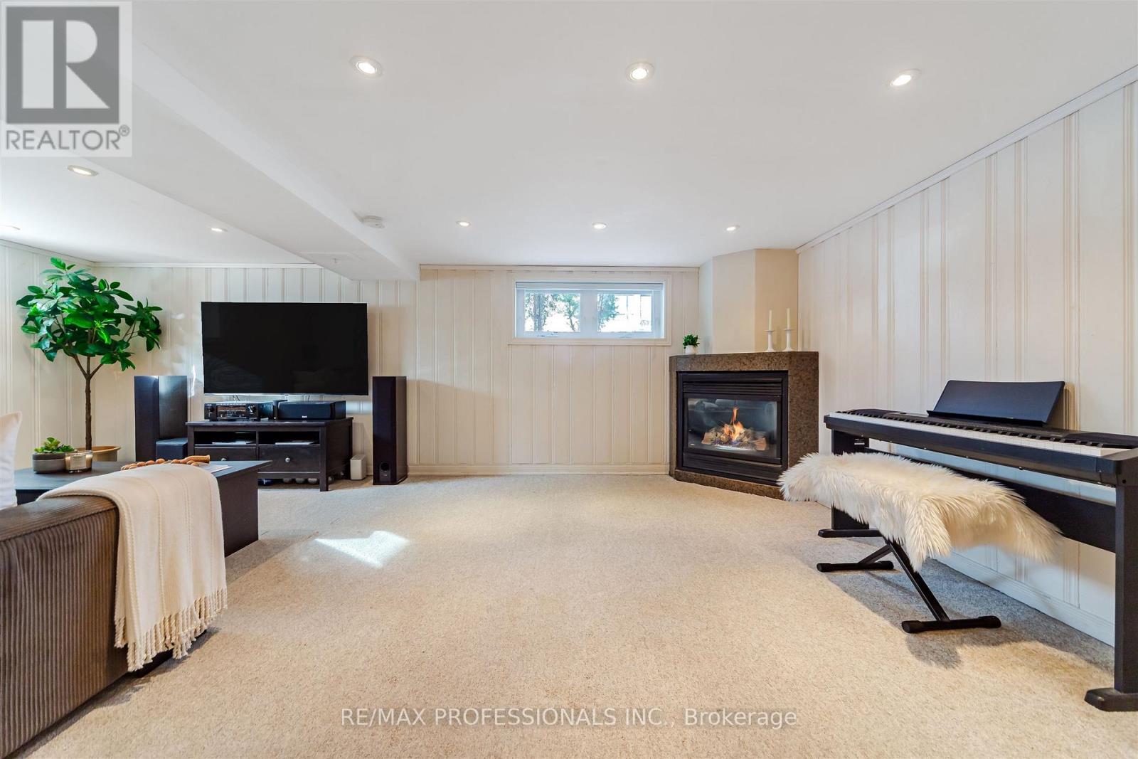 79 Edgecroft Road, Toronto, Ontario  M8Z 2C1 - Photo 25 - W12721184