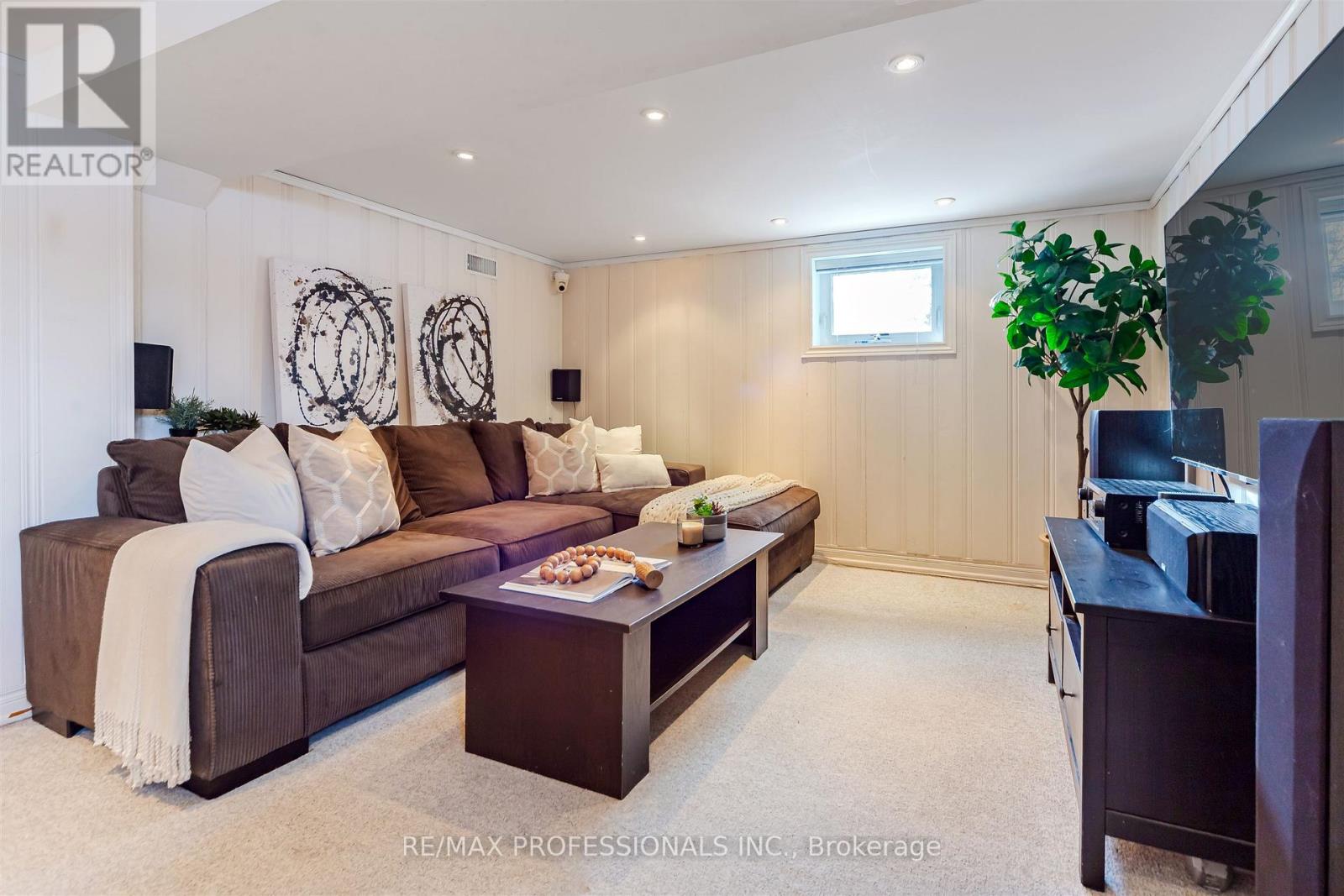 79 Edgecroft Road, Toronto, Ontario  M8Z 2C1 - Photo 26 - W12721184