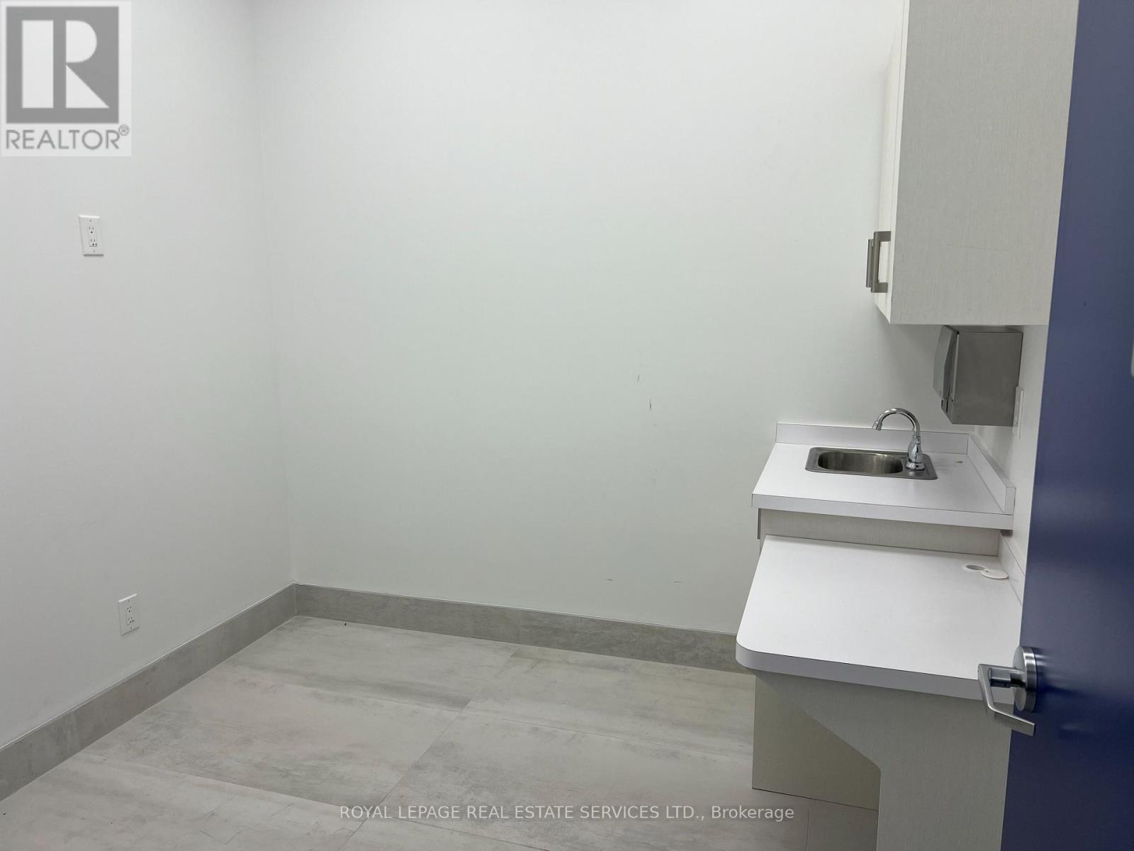 117 - 1441 Elgin Street, Burlington, Ontario  L7S 1E6 - Photo 12 - W12721194