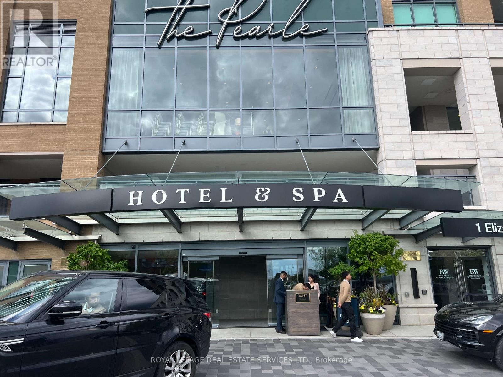 117 - 1441 Elgin Street, Burlington, Ontario  L7S 1E6 - Photo 2 - W12721194