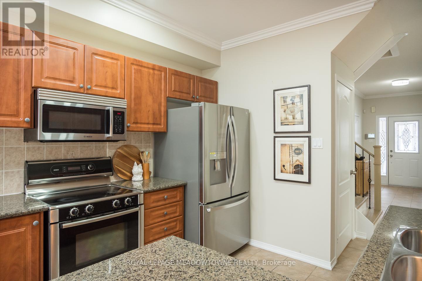 1043 Donnelly Street, Milton, Ontario  L9T 0A2 - Photo 12 - W12721210