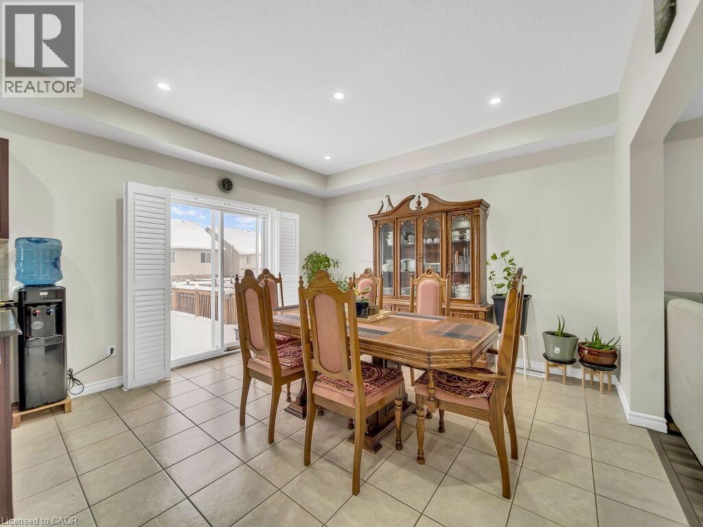 193 Summit Ridge Drive, Guelph, Ontario  N1E 0M1 - Photo 16 - 40799316