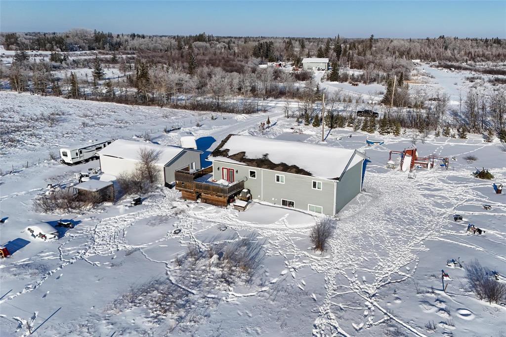17031 Ukrainian Park Road, Gimli Rm, Manitoba  R0C 1B0 - Photo 10 - 202601333