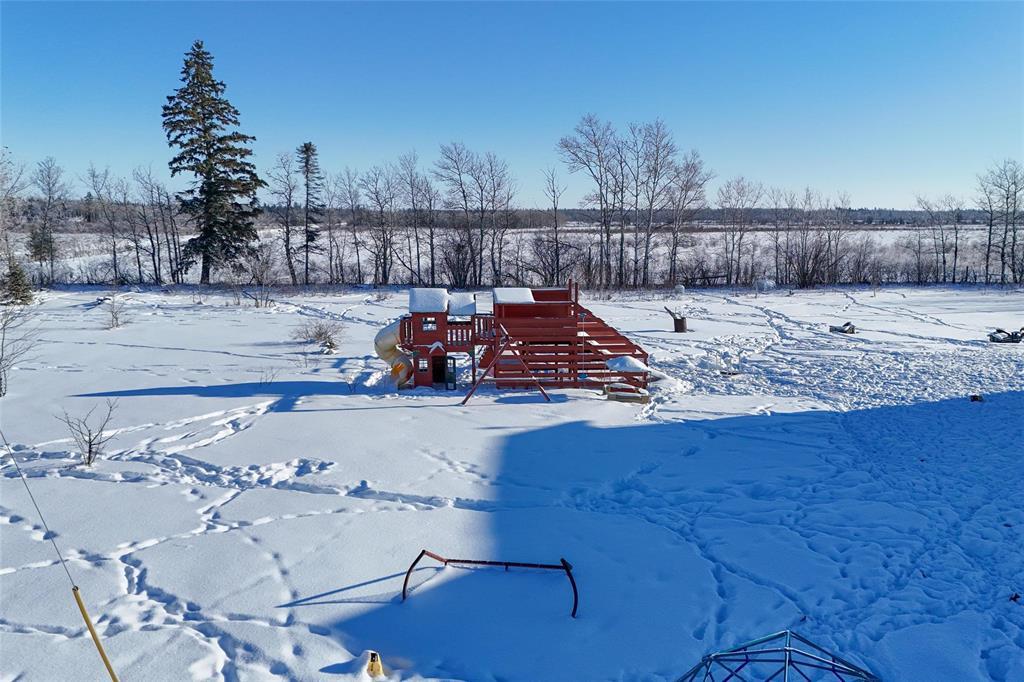 17031 Ukrainian Park Road, Gimli Rm, Manitoba  R0C 1B0 - Photo 14 - 202601333