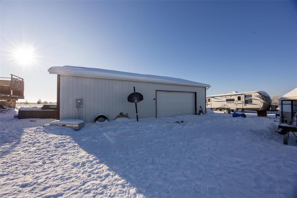 17031 Ukrainian Park Road, Gimli Rm, Manitoba  R0C 1B0 - Photo 2 - 202601333