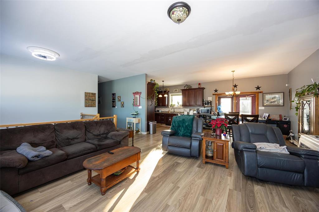 17031 Ukrainian Park Road, Gimli Rm, Manitoba  R0C 1B0 - Photo 22 - 202601333