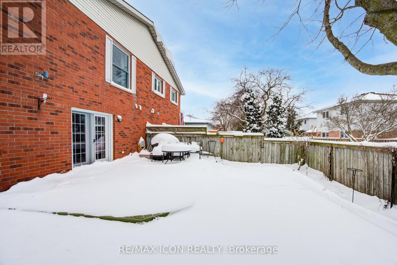 1122 Pearson Drive, Woodstock, Ontario  N4S 8V2 - Photo 36 - X12721142