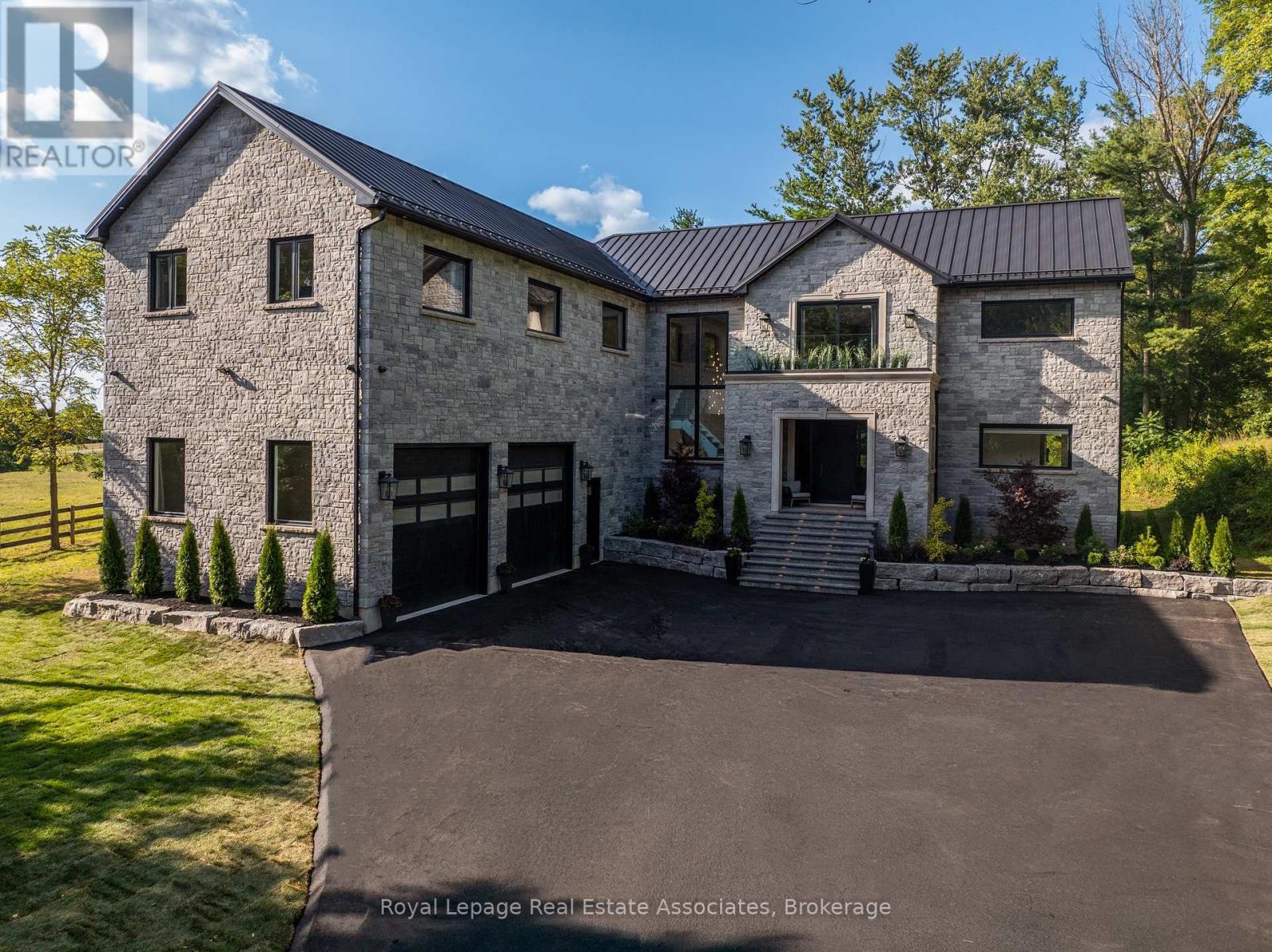 1067 Jerseyville Road W, Hamilton, Ontario  L0R 1R0 - Photo 2 - X12721144