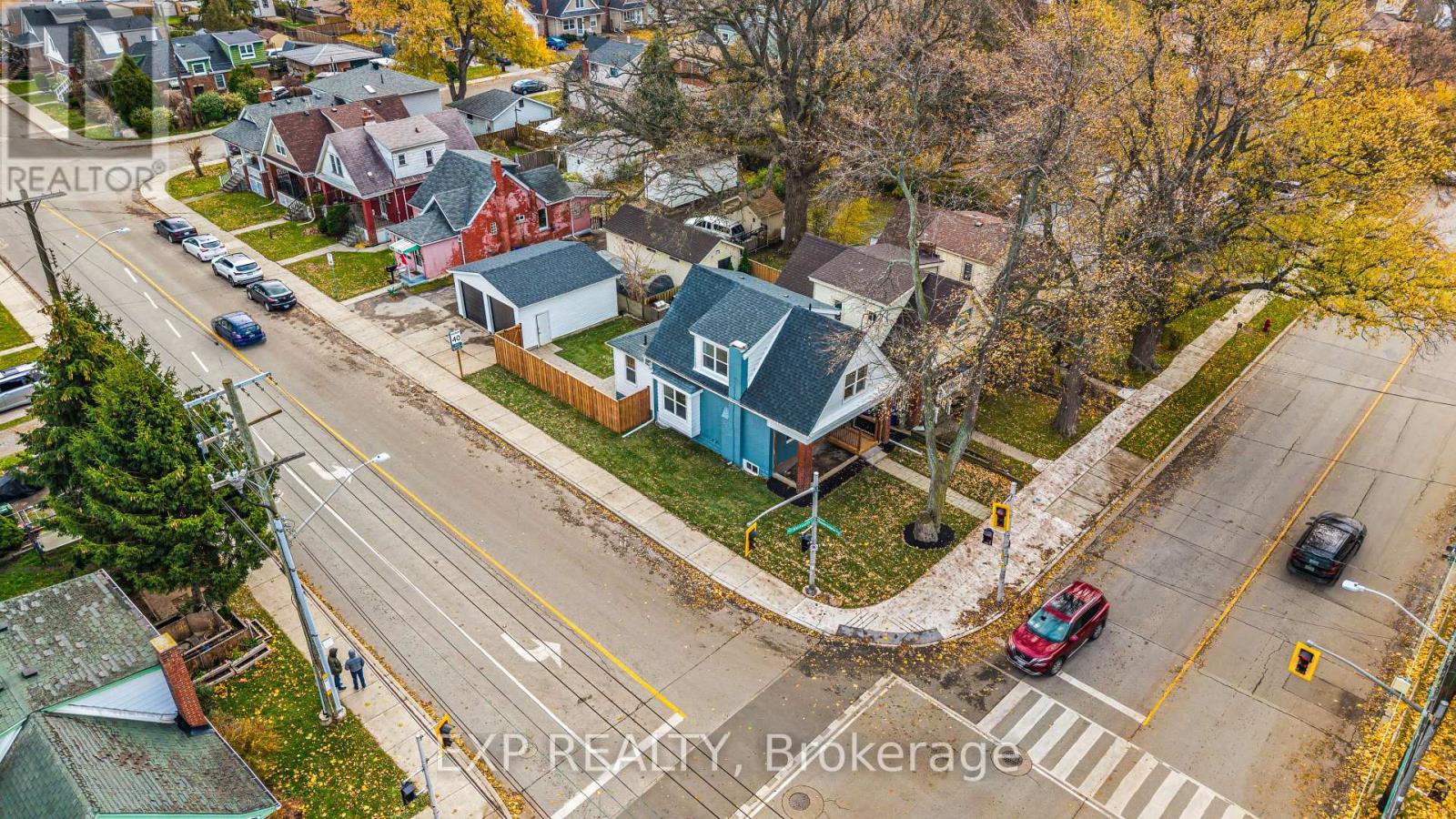 491 Upper Wentworth Street, Hamilton, Ontario  L9A 4T8 - Photo 3 - X12721152