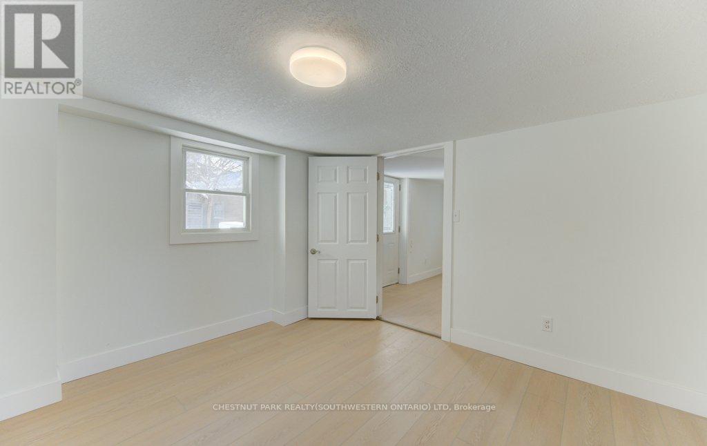 190 Lancaster Street E, Kitchener, Ontario  N2H 1N4 - Photo 20 - X12721188