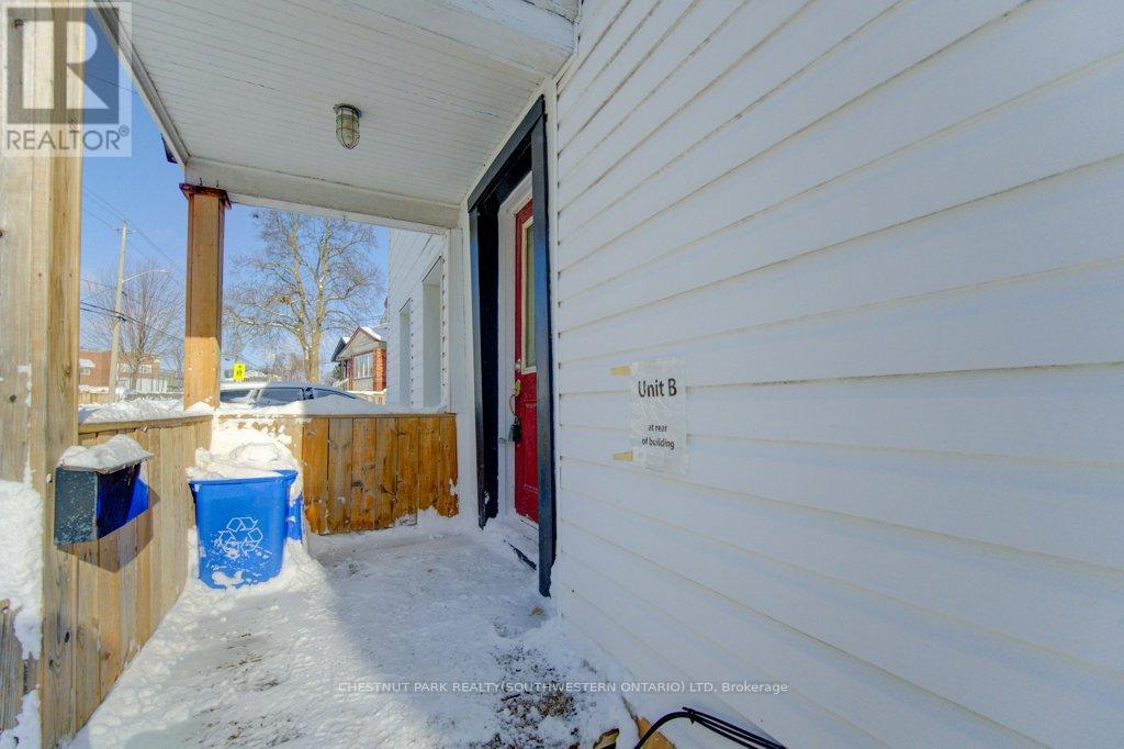 190 Lancaster Street E, Kitchener, Ontario  N2H 1N4 - Photo 4 - X12721188