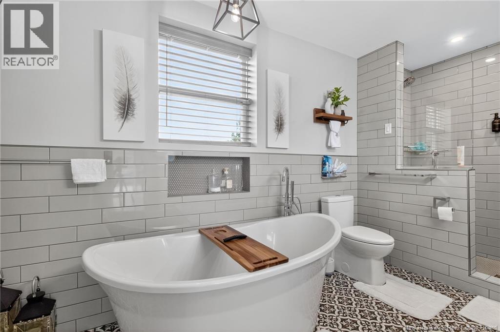 300 Westmount Boulevard, Moncton, New Brunswick  E1E 1V5 - Photo 24 - NB132384