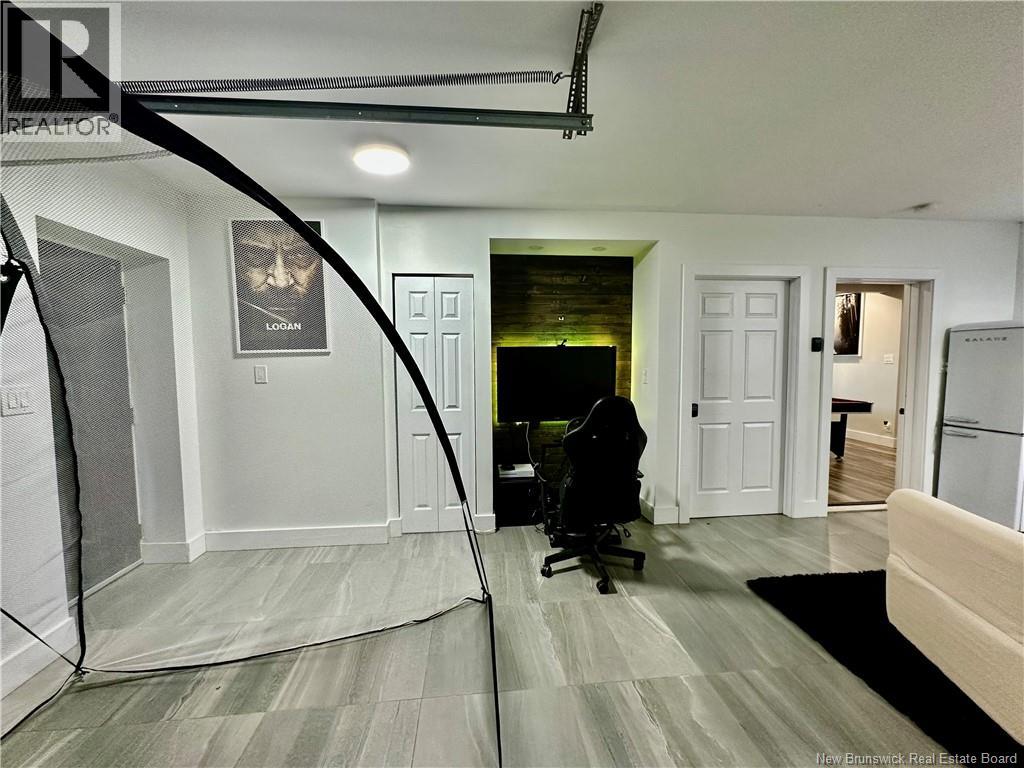 300 Westmount Boulevard, Moncton, New Brunswick  E1E 1V5 - Photo 35 - NB132384