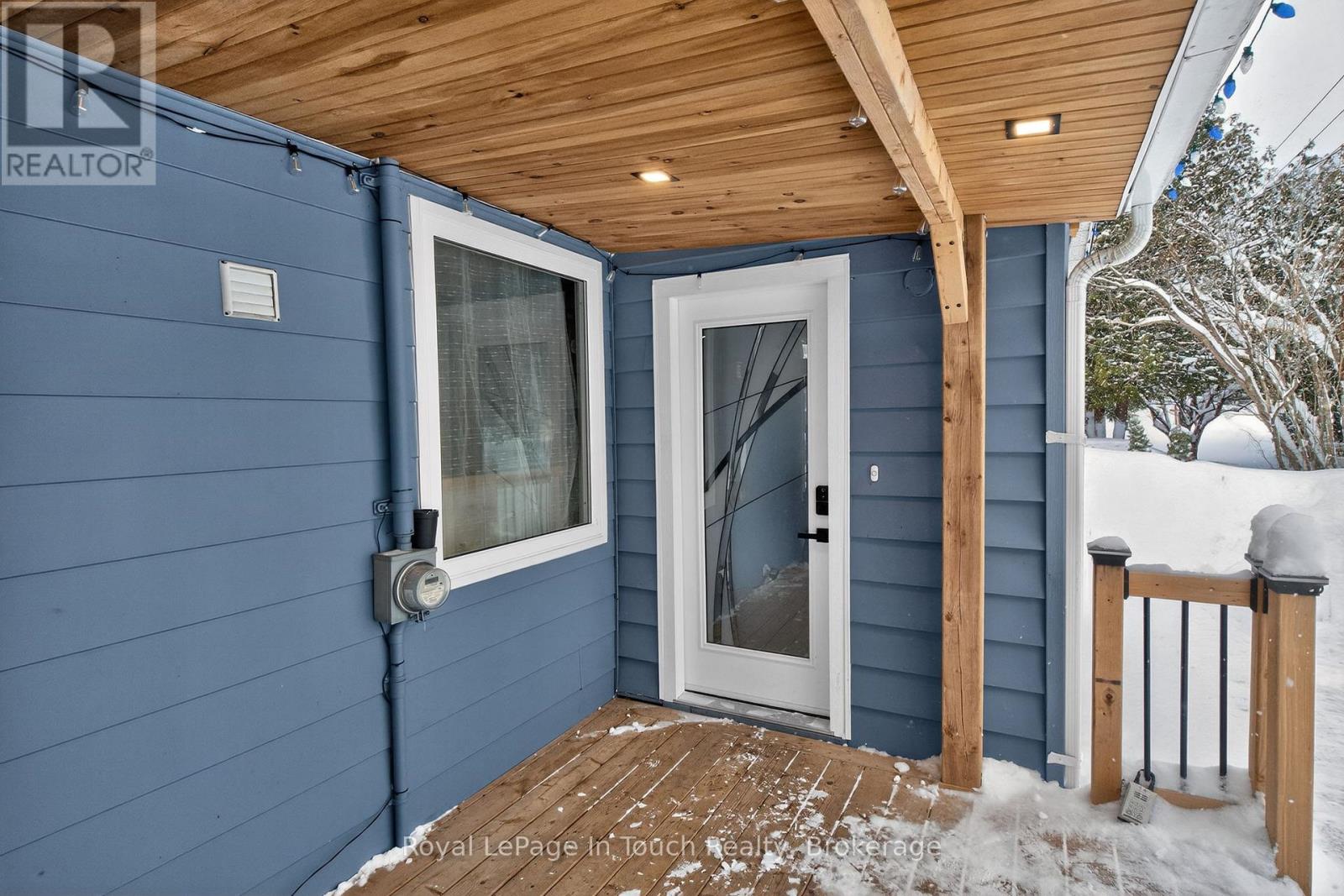 129 First Avenue, Tay, Ontario  L0K 1R0 - Photo 3 - S12721386