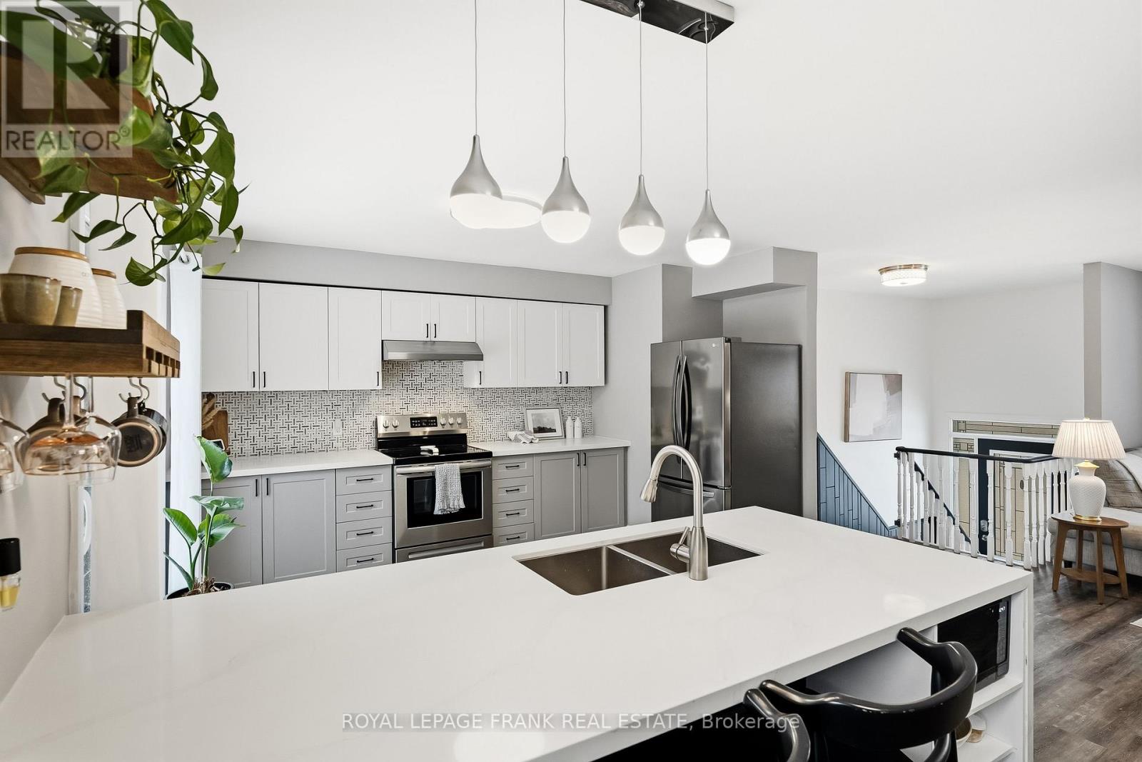 72 Lowder Place, Whitby, Ontario  L1N 8B6 - Photo 15 - E12721246