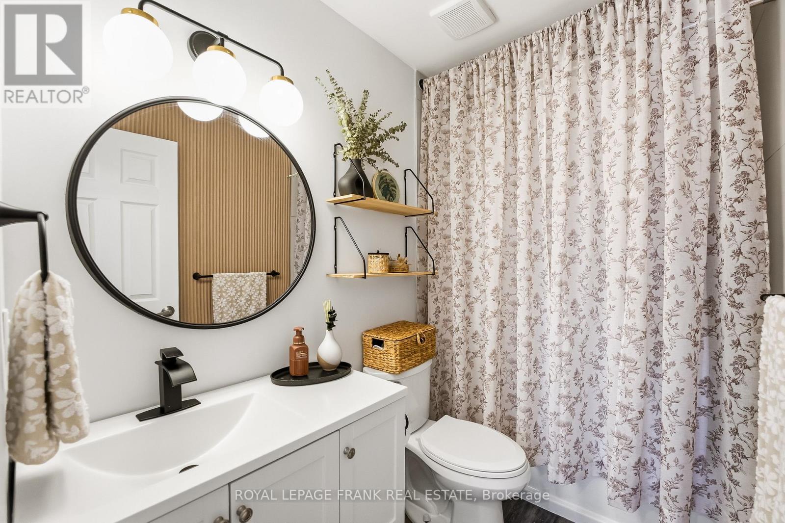 72 Lowder Place, Whitby, Ontario  L1N 8B6 - Photo 30 - E12721246