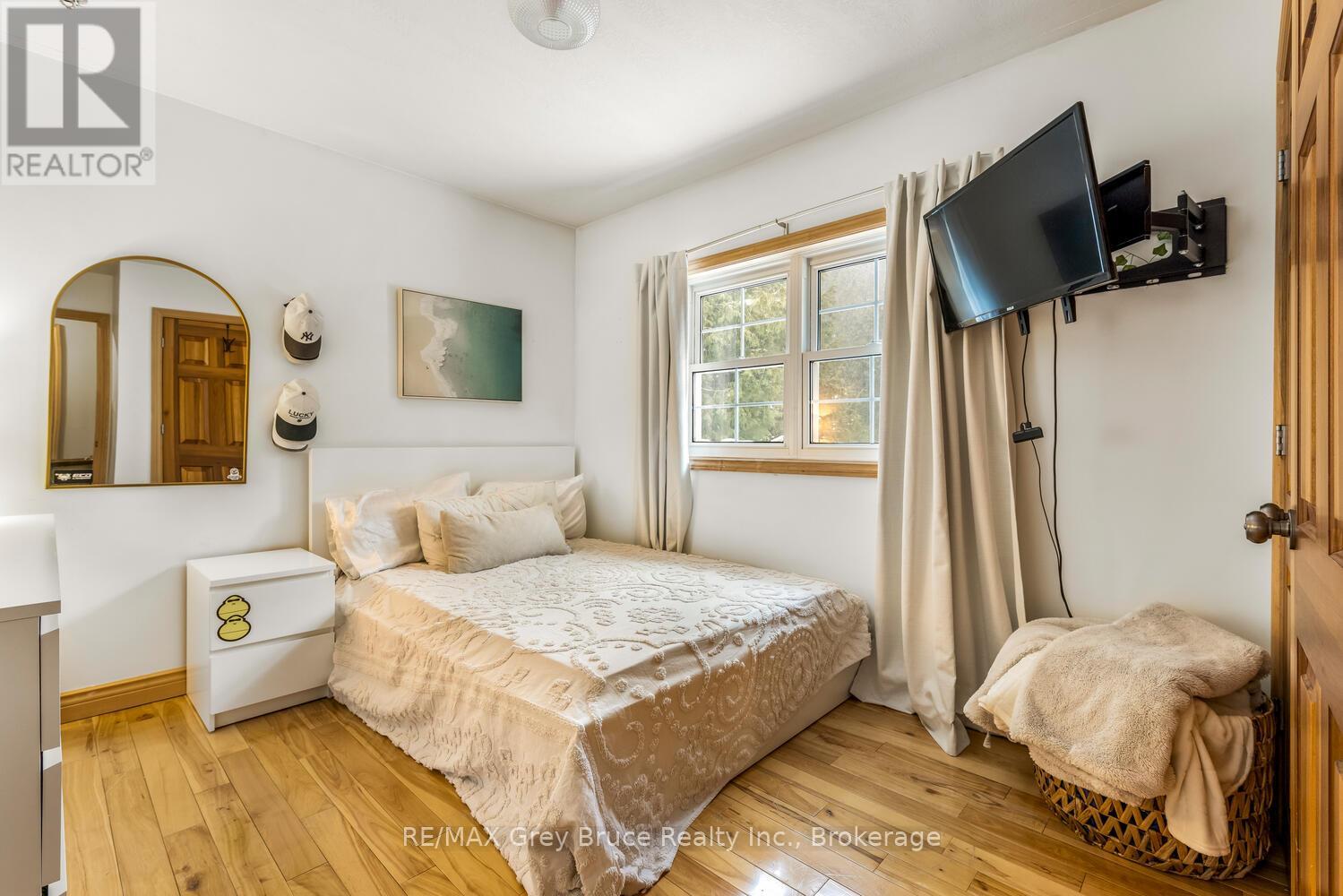 32 Sandy Pines Trail, South Bruce Peninsula, Ontario  N0H 2G0 - Photo 22 - X12721366