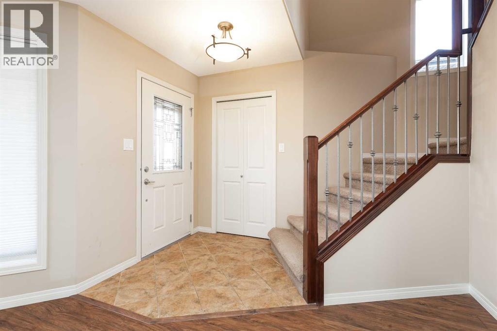 94 Keystone Terrace W, Lethbridge, Alberta  T1J 2A1 - Photo 3 - A2266687