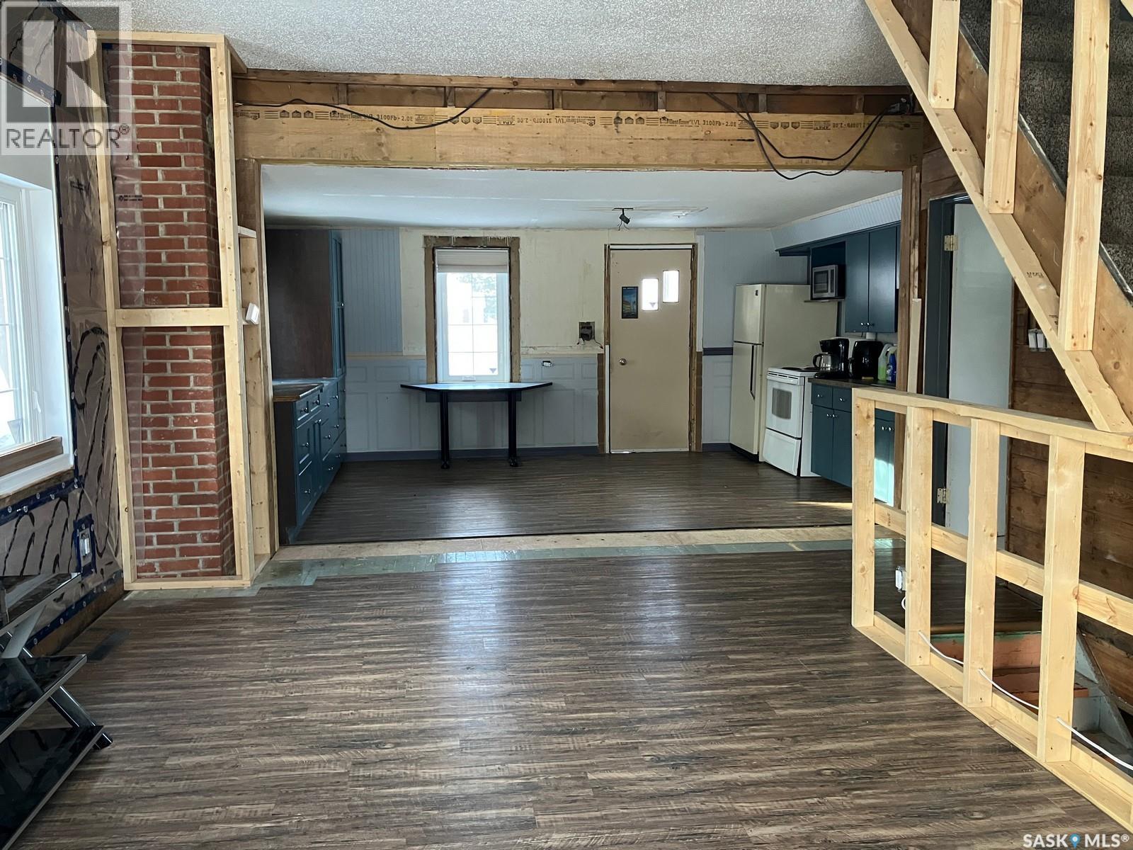 900 1st Street W, Nipawin, Saskatchewan  S0E 1E0 - Photo 11 - SK014391