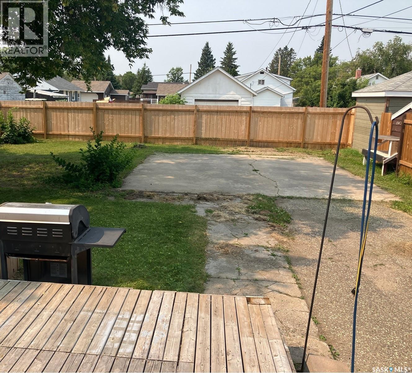 900 1st Street W, Nipawin, Saskatchewan  S0E 1E0 - Photo 4 - SK014391