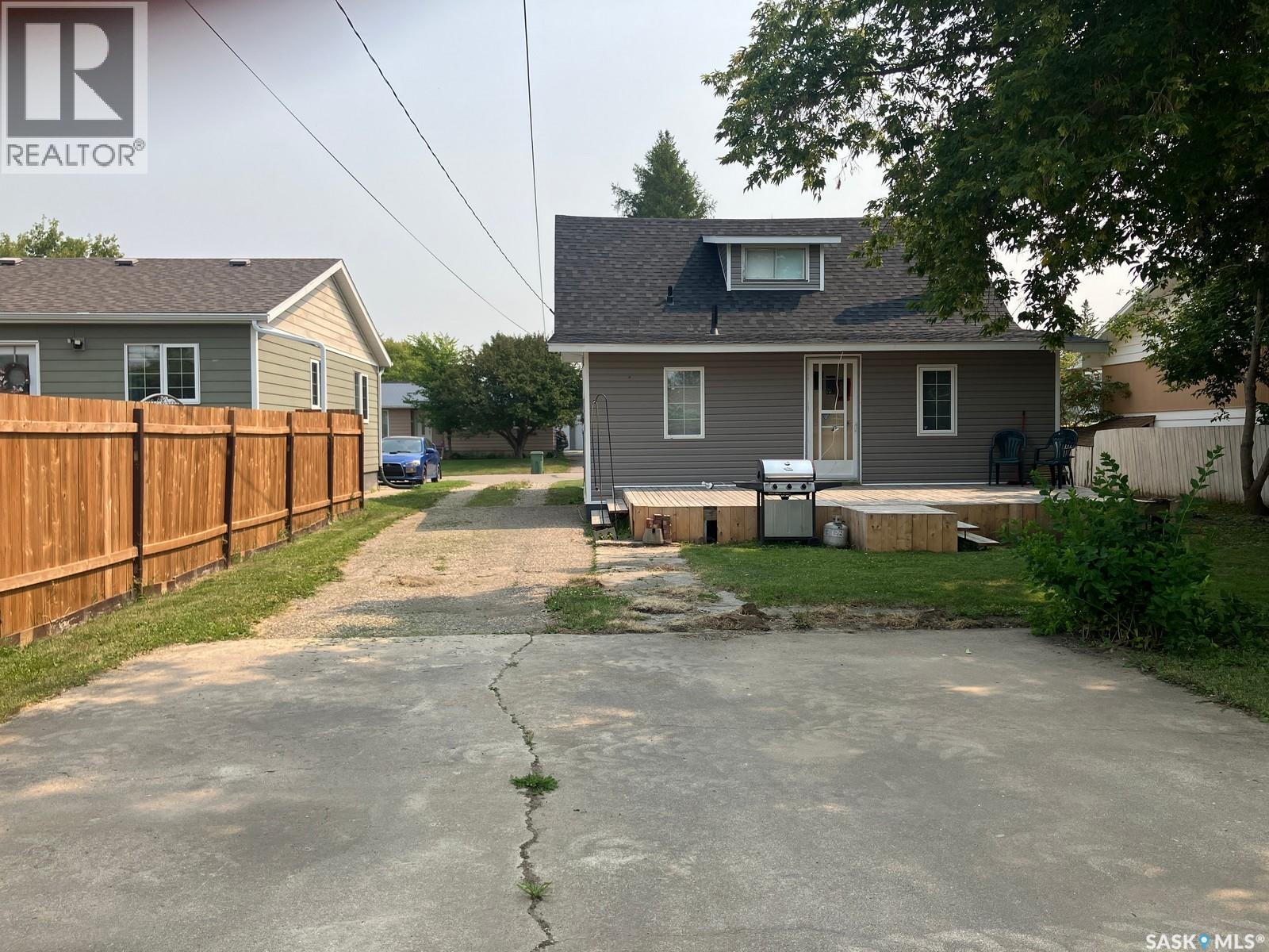 900 1st Street W, Nipawin, Saskatchewan  S0E 1E0 - Photo 6 - SK014391