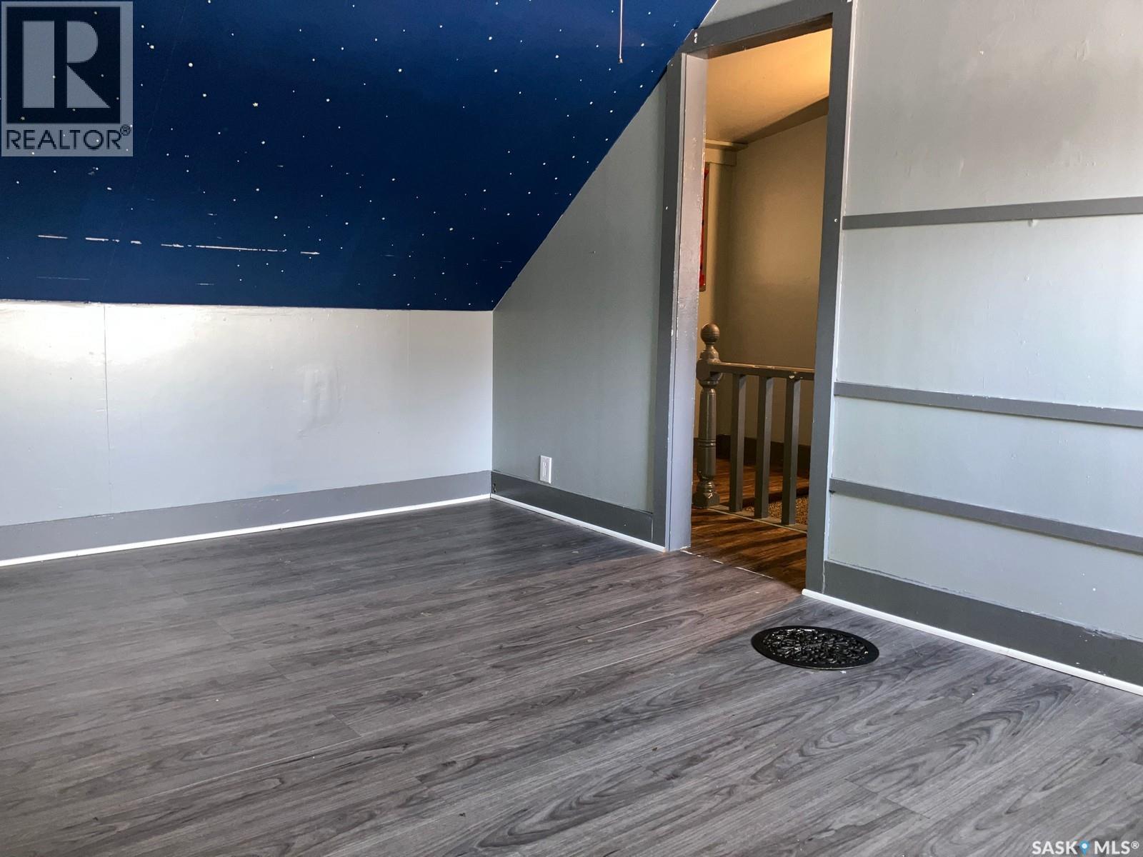 900 1st Street W, Nipawin, Saskatchewan  S0E 1E0 - Photo 32 - SK014391