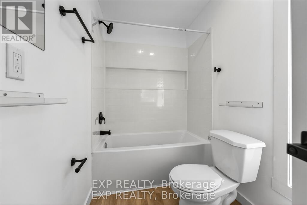 21 Railway Terrace, Belleville, Ontario  K8N 2R8 - Photo 15 - X12721222