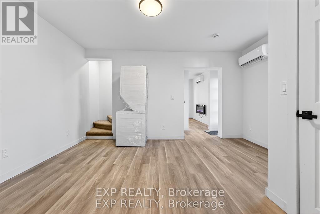 21 Railway Terrace, Belleville, Ontario  K8N 2R8 - Photo 8 - X12721222