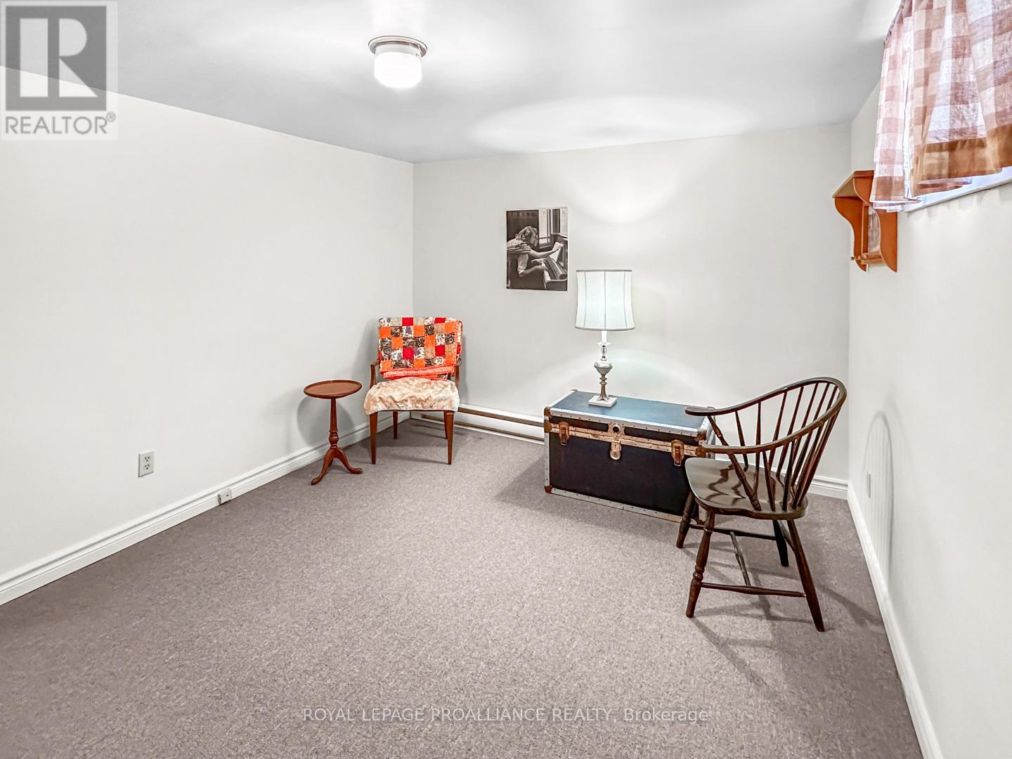 284 Victoria Avenue, Belleville, Ontario  K8N 2C7 - Photo 22 - X12721412